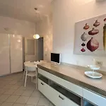 Elegante Vicino Mare E Centro * 佩萨罗