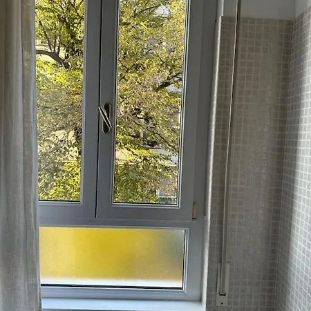 Elegante Vicino Mare E Centro