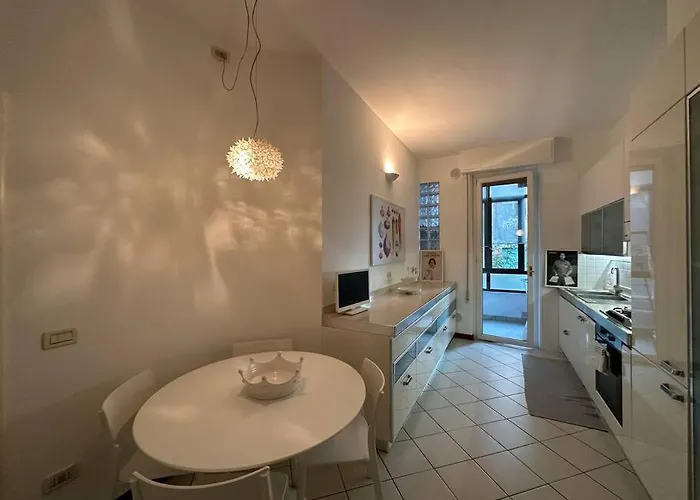 Elegante Vicino Mare E Centro *